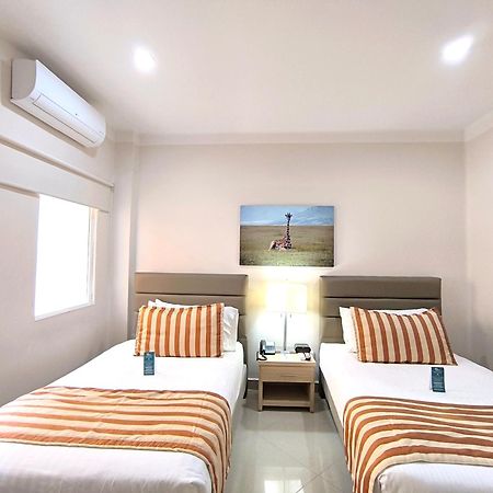 Hotel Neiva Plaza Exterior photo